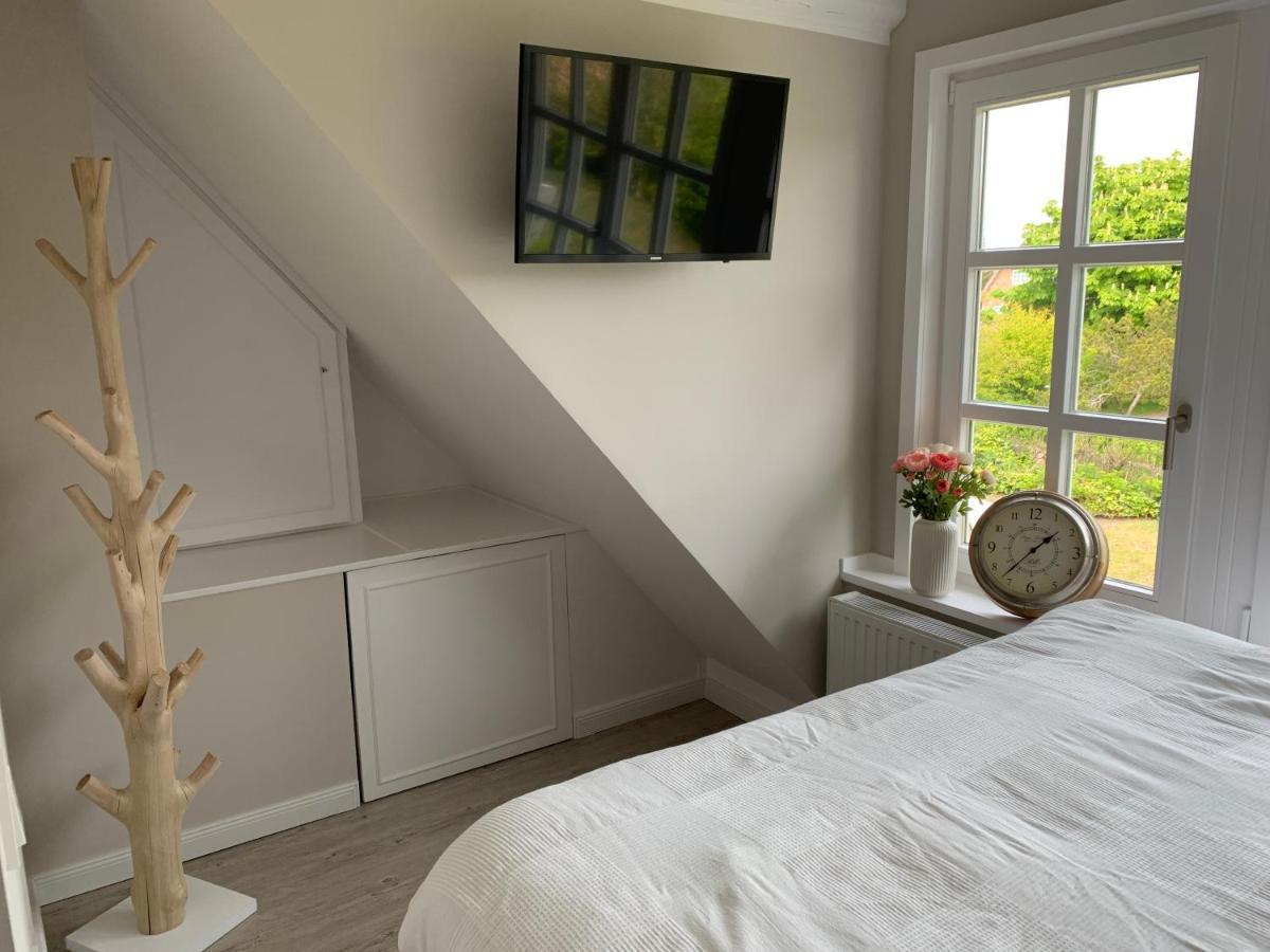 Keitum - Hochwertig Und Gemuetlich Wohnen Unter Reet Apartman Kültér fotó